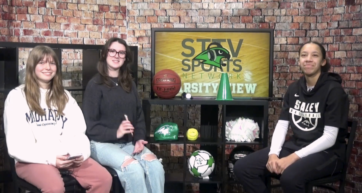 Varsity View: Girls Basketball